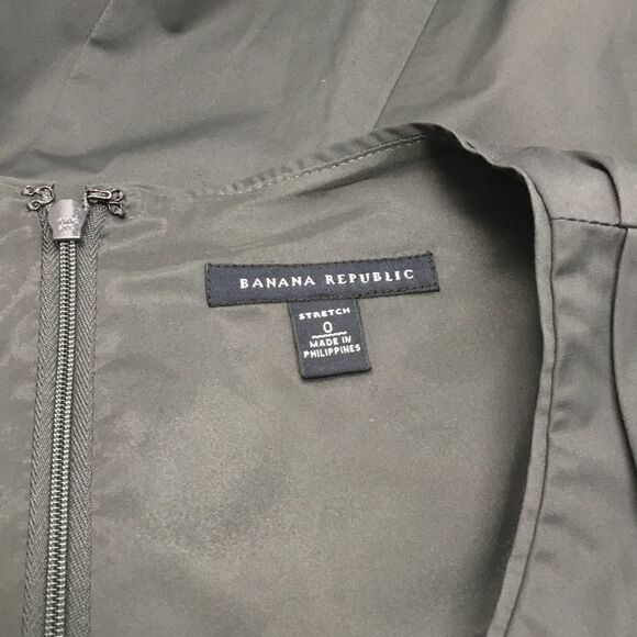 Banana Republic Side Ruched Sheath Dress (H12) - Picture 5 of 5